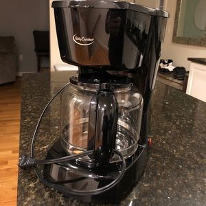 Betty Crocker 12 cup coffee maker